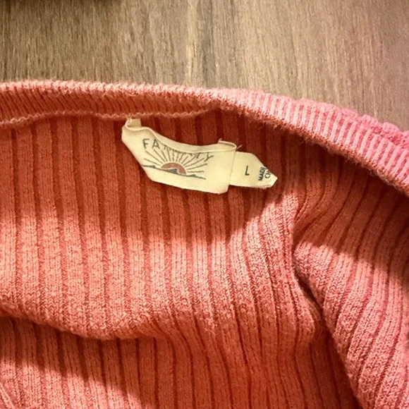 Faherty Cardigan - Picture 2 of 3